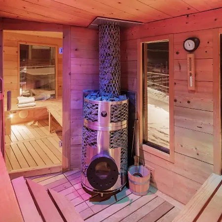 Lyskamm Hotel 3*