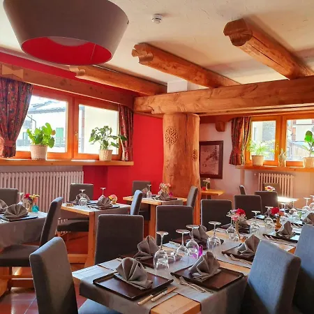 Lyskamm Hotel