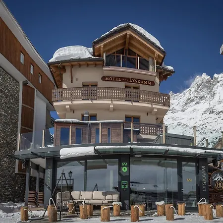 Lyskamm Hotel 3*