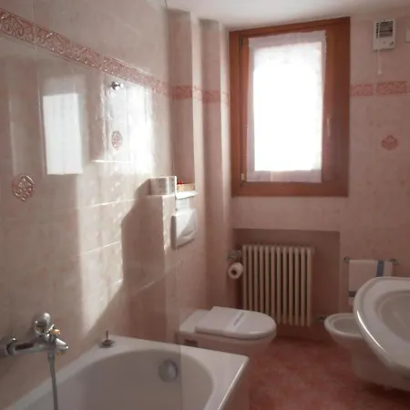 Lyskamm Hotel 3*